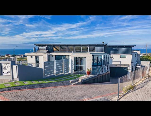 4 BEDROOM HOUSE FOR SALE IN TERGNIET